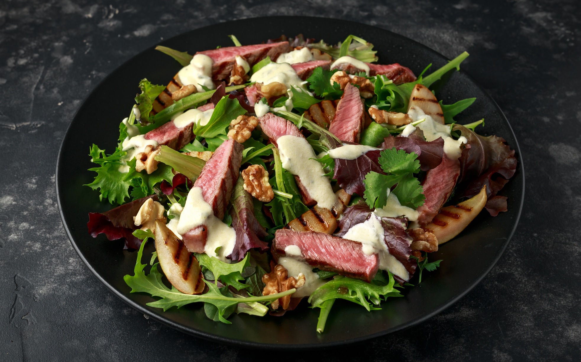 carne de vacuno-ensalada 