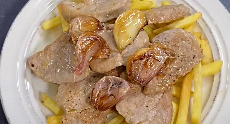 El solomillo al whisky es una tapa de Sevilla por excelencia