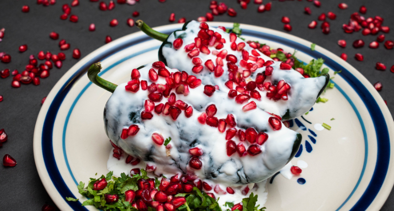 Plato de chile en nogada