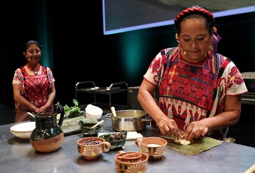 FéminAs-cocieneras-tradicionales