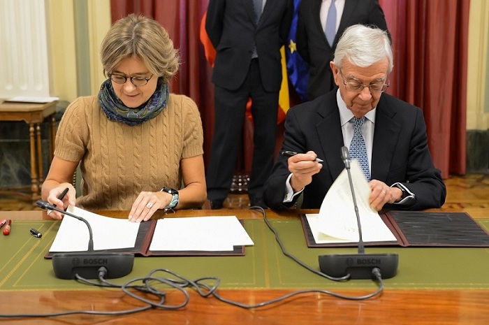 firma-acuerdo-colaboracion-mapana-real-academia-gastronomia