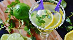 menta limon y vodka