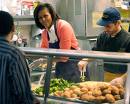 Michelle Obama aconseja a los norteamericanos adoptar hábitos de alimentación más sanos