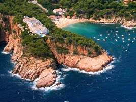 Paradores y Javier de las Muelas dan nueva vida al Parador Aiguablava