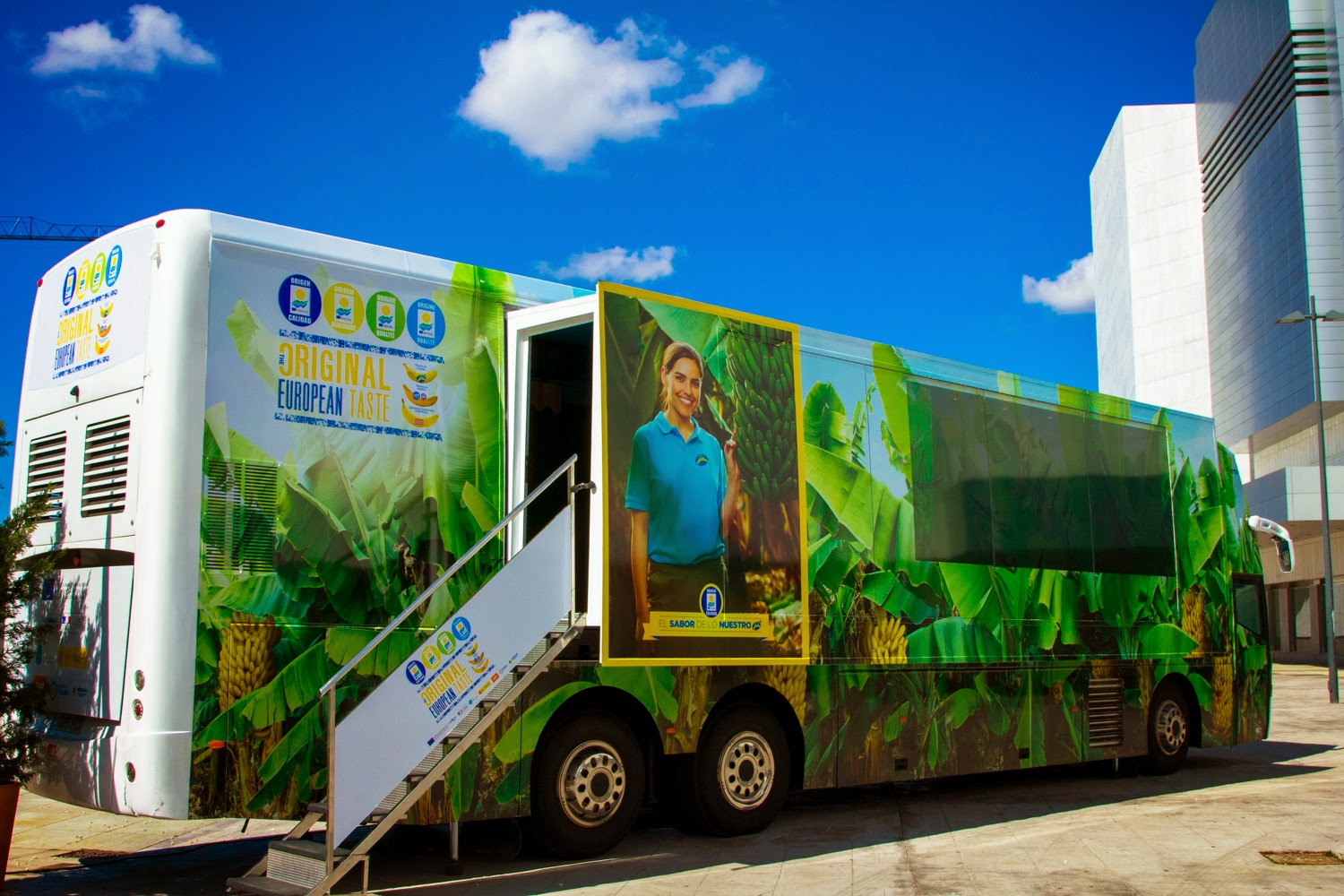 Aula móvil para conocer las Regiones Ultraperiféricas de la Unión Europea