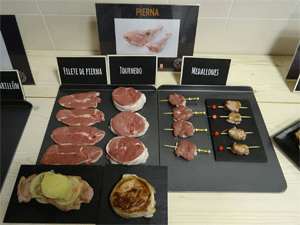 Gran acogida de la renovada y moderna imagen de la carne de cordero en Alcañiz