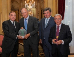 D. Carlos Falcó, Marqués de Griñón recibe el premio «GRAND PRIX DE LA CULTURE GASTRONOMIQUE»