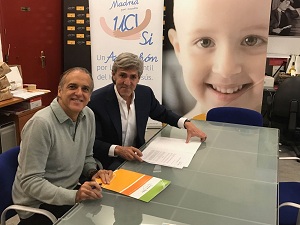 Emilio Moro se suma a la campaña de achuchones para la Fundación Aladina  