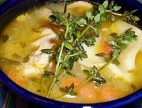 Sopa de gallina a la italiana