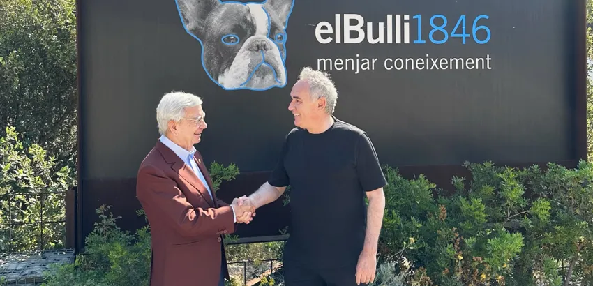 Rafael Ansón con Ferran Adrià en la inauguración del museo elBulli 1846.